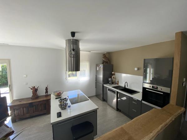 A Fenay, Grand Dijon et Divia, Maison contemporaine de 135 m2