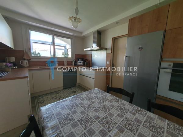 Villa 6 pièce(s) 4 chambre(s) 122 m²