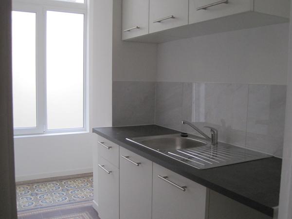 A LOUER APPARTEMENT EN  DUPLEX PROCHE CENTRE VILLE DE ST QUENTIN 02100