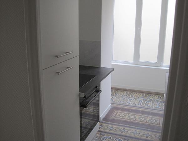 A LOUER APPARTEMENT EN  DUPLEX PROCHE CENTRE VILLE DE ST QUENTIN 02100