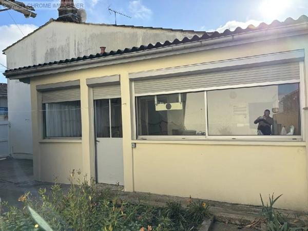 Vente                                                      Maison
                        
                     4 pièces                      54 m2                     à Marmande