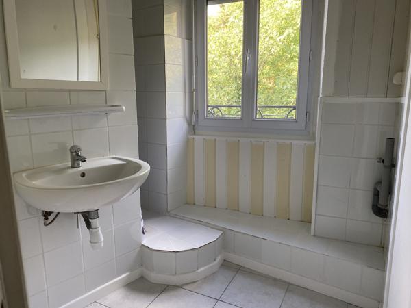 APPARTEMENT DE TYPE F3