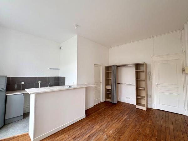 Studio - HYPER CENTRE Poitiers (86000)