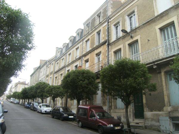 Studio - HYPER CENTRE Poitiers (86000)