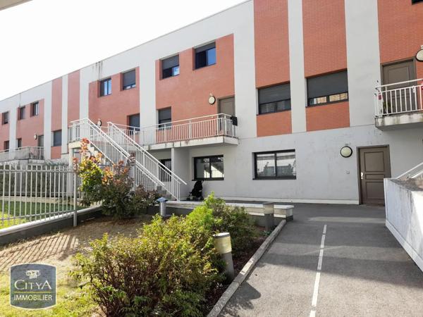 Appartement à louer 4 pièces 102.34m²