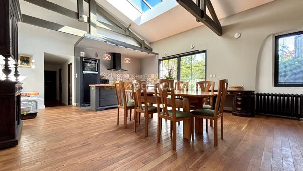 Vente Maison305 m² - 7 Pièces - MERIGNAC (33700)