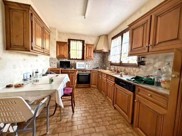 FOUILLOY (80) - Maison de plain-pied 4 chambres - Sous-sol complet