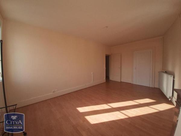 Appartement à louer 4 pièces 104.49m²