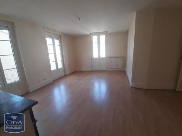 Appartement à louer 4 pièces 104.49m²