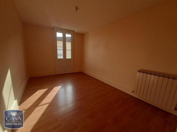 Appartement à louer 4 pièces 104.49m²
