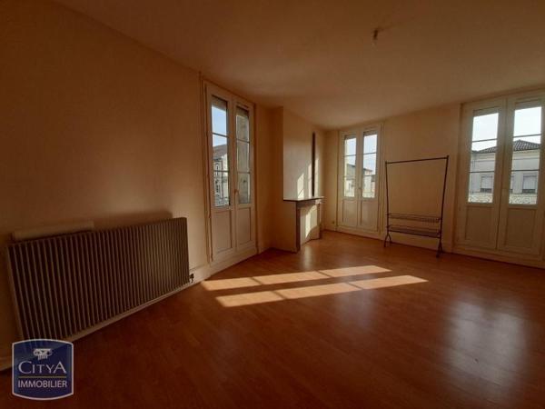 Appartement à louer 4 pièces 104.49m²