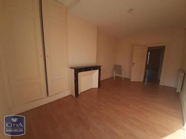 Appartement à louer 4 pièces 104.49m²