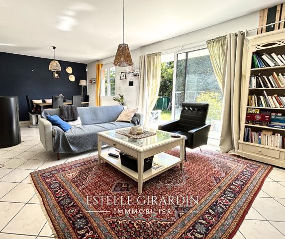 Plain-pied 125 m²  dans le bourg de Carquefou - 3 chambres + bureau - Jardin
