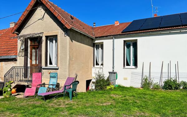 Maison à vendre    2 pièces •  Montmarault