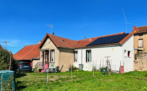 Maison à vendre    2 pièces •  Montmarault