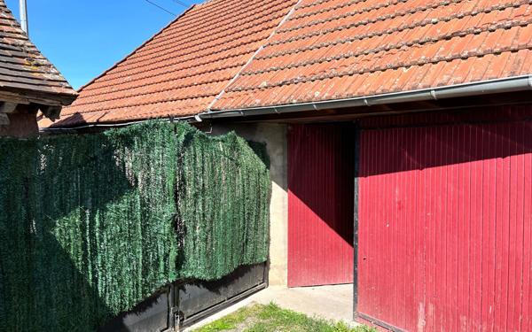 Maison à vendre    2 pièces •  Montmarault