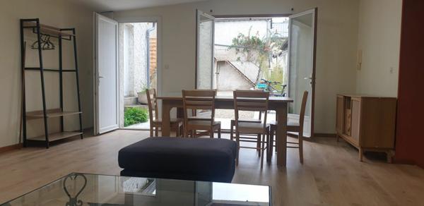 Appartement à louer  2 pièces • 63 m2 Saint-Pierre-des-Corps