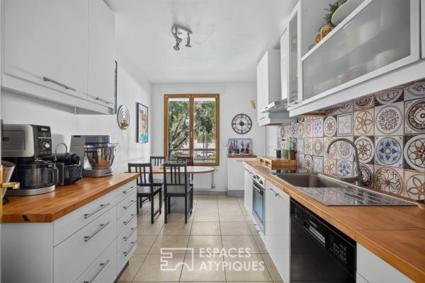 Appartement contemporain avec balcon
