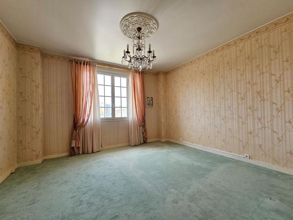 Maison à vendre La Couronne 3 chambres centre ville 170 m2