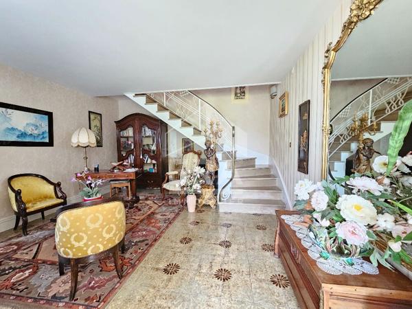 Maison à vendre La Couronne 3 chambres centre ville 170 m2