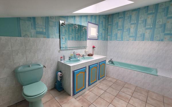 Maison à vendre    5 pièces •  Marcollin