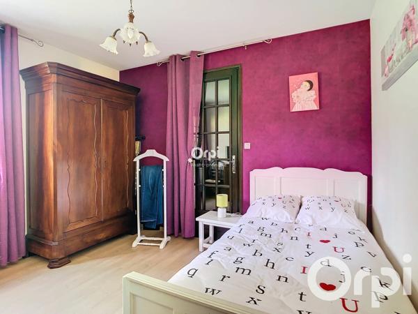 Maison à vendre    5 pièces •  Chancelade