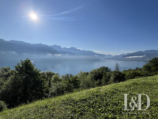Villa d'Exception avec Vue Panoramique sur le Lac d’Annecy