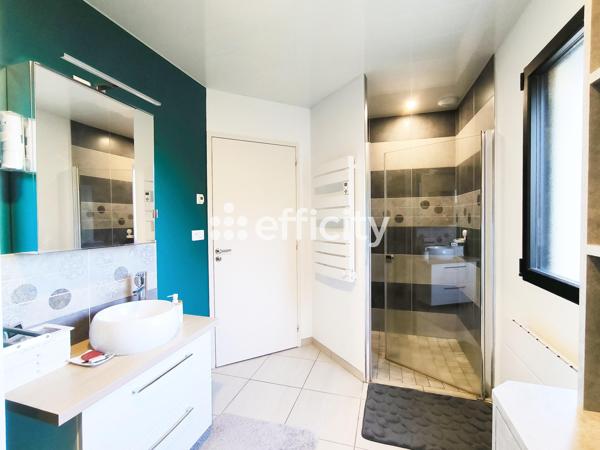 Maison 7 pièces - 166 m²