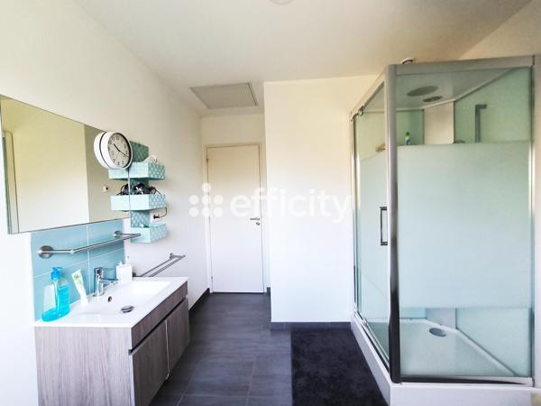 Maison 7 pièces - 166 m²