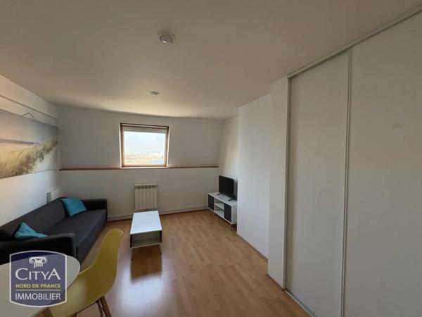 Appartement à louer 2 pièces 51.95m² Dunkerque (59140)
