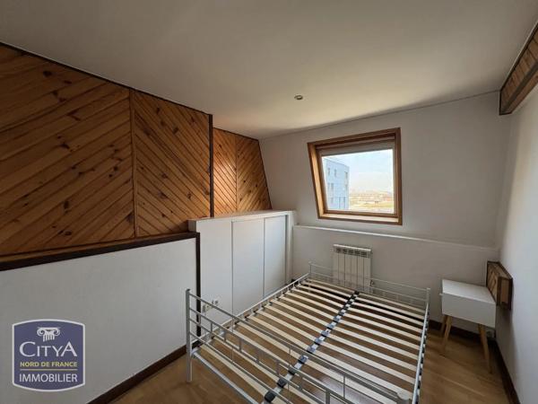 Appartement à louer 2 pièces 51.95m² Dunkerque (59140)
