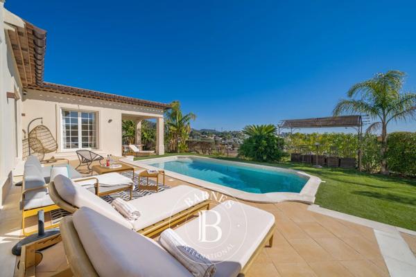 Mougins, Villa 4 Chambres -  250 m² à vendre