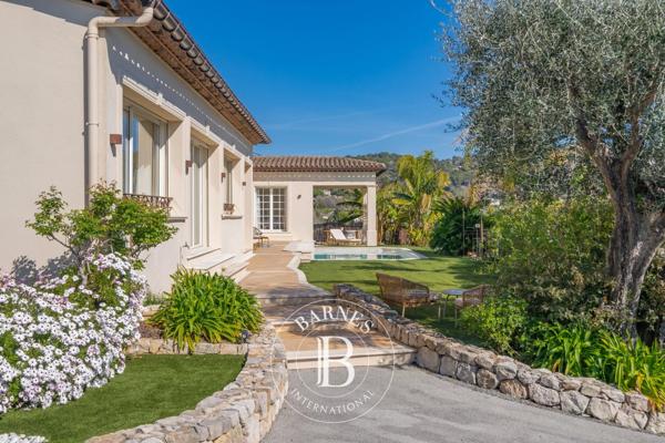Mougins, Villa 4 Chambres -  250 m² à vendre