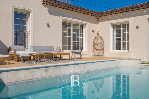 Mougins, Villa 4 Chambres -  250 m² à vendre