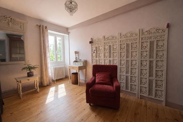 SAINTE-SOULLE PROPRIÉTÉ 223 M² + GITE DE 52 M² 5AUX MULTIPLES POSSIBILITÉS À 15 MINUTES DE LA ROCHELLE  Sainte soulle