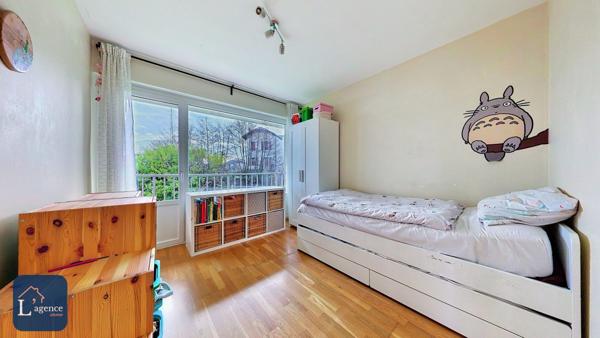 Appartement T4/5 Traversant 114 m² Garage Cave Divonne-les-bains 01220