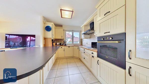 Appartement T4/5 Traversant 114 m² Garage Cave Divonne-les-bains 01220