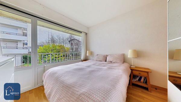 Appartement T4/5 Traversant 114 m² Garage Cave Divonne-les-bains 01220