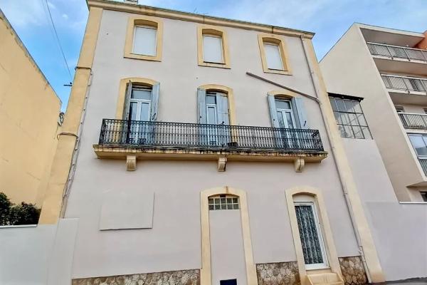 Appartement Sète 4 pièce(s) 75 m2