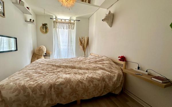 Immeuble à vendre    6 pièces •  Aire-sur-l'Adour