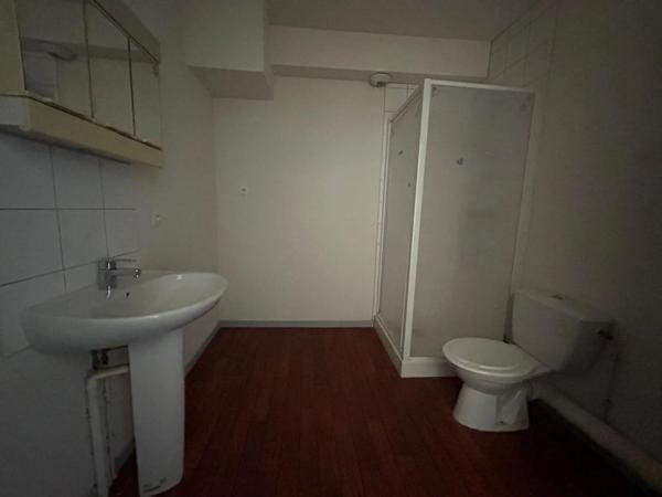 Appartement à louer 2 pièces 37.06m² Colombier-Fontaine (25260)