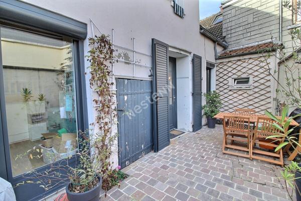 EPERNON CENTRE gare à pied, maison de ville 3 chambres