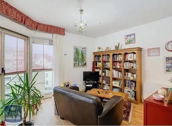 Appartement à louer 1 pièce 33.98m²