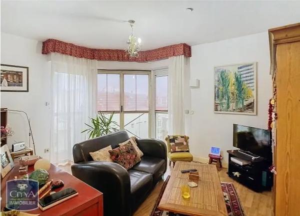 Appartement à louer 1 pièce 33.98m²