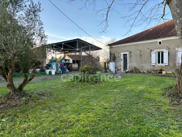 Dpt Gers (32), à vendre proche de NOGARO maison P6 de 214 m² - Terrain de 10803 m2 - Plain pied