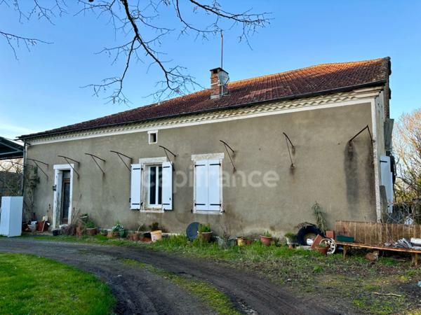 Dpt Gers (32), à vendre proche de NOGARO maison P6 de 214 m² - Terrain de 10803 m2 - Plain pied