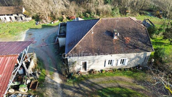 Dpt Gers (32), à vendre proche de NOGARO maison P6 de 214 m² - Terrain de 10803 m2 - Plain pied