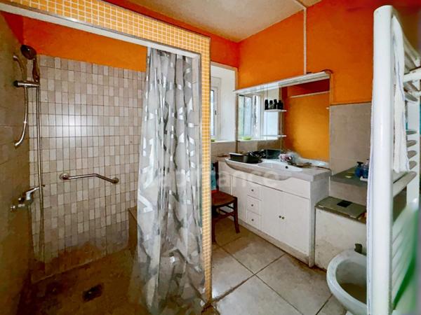 Dpt Gers (32), à vendre proche de NOGARO maison P6 de 214 m² - Terrain de 10803 m2 - Plain pied