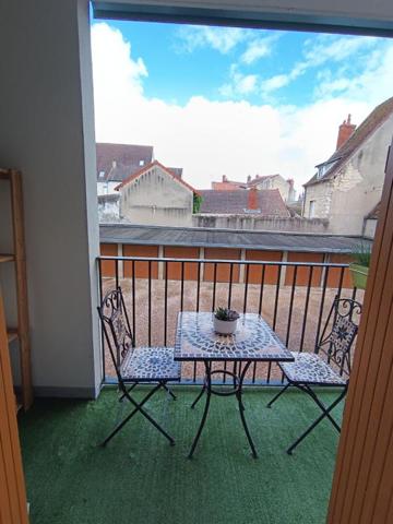 APPARTEMENT F4 - QUARTIER PREFECTURE NEVERS