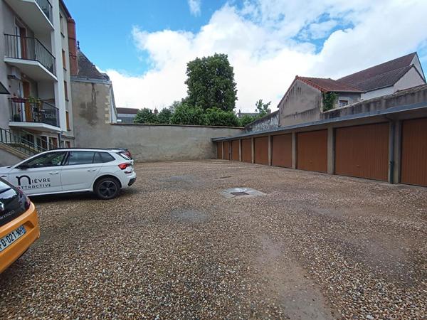 APPARTEMENT F4 - QUARTIER PREFECTURE NEVERS